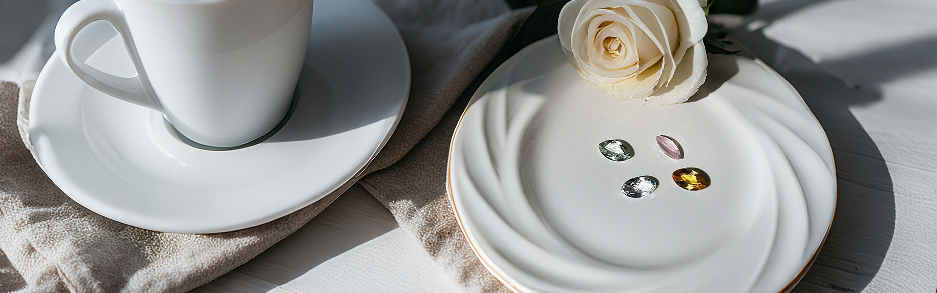 <strong>广州星凯工艺品有限公司</strong>